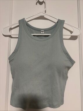 Uniqlo Cropped Ribbed Bra Top